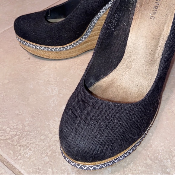 Black Wedges - Picture 2 of 12